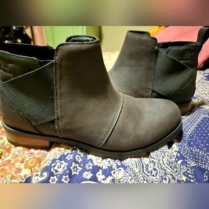 Women's sorel Emelie chelsea